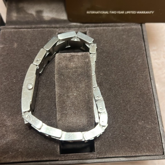 Gucci diamond watch - Picture 3 of 8
